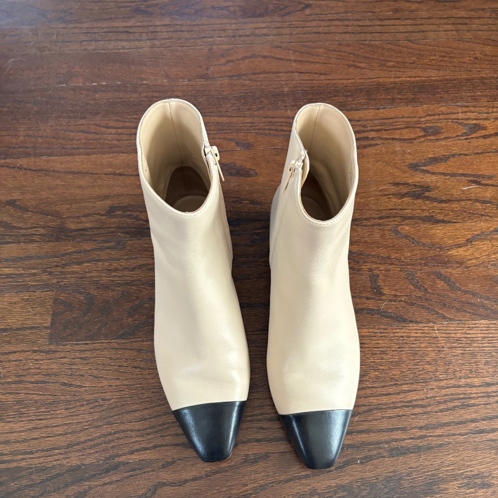 Short boots